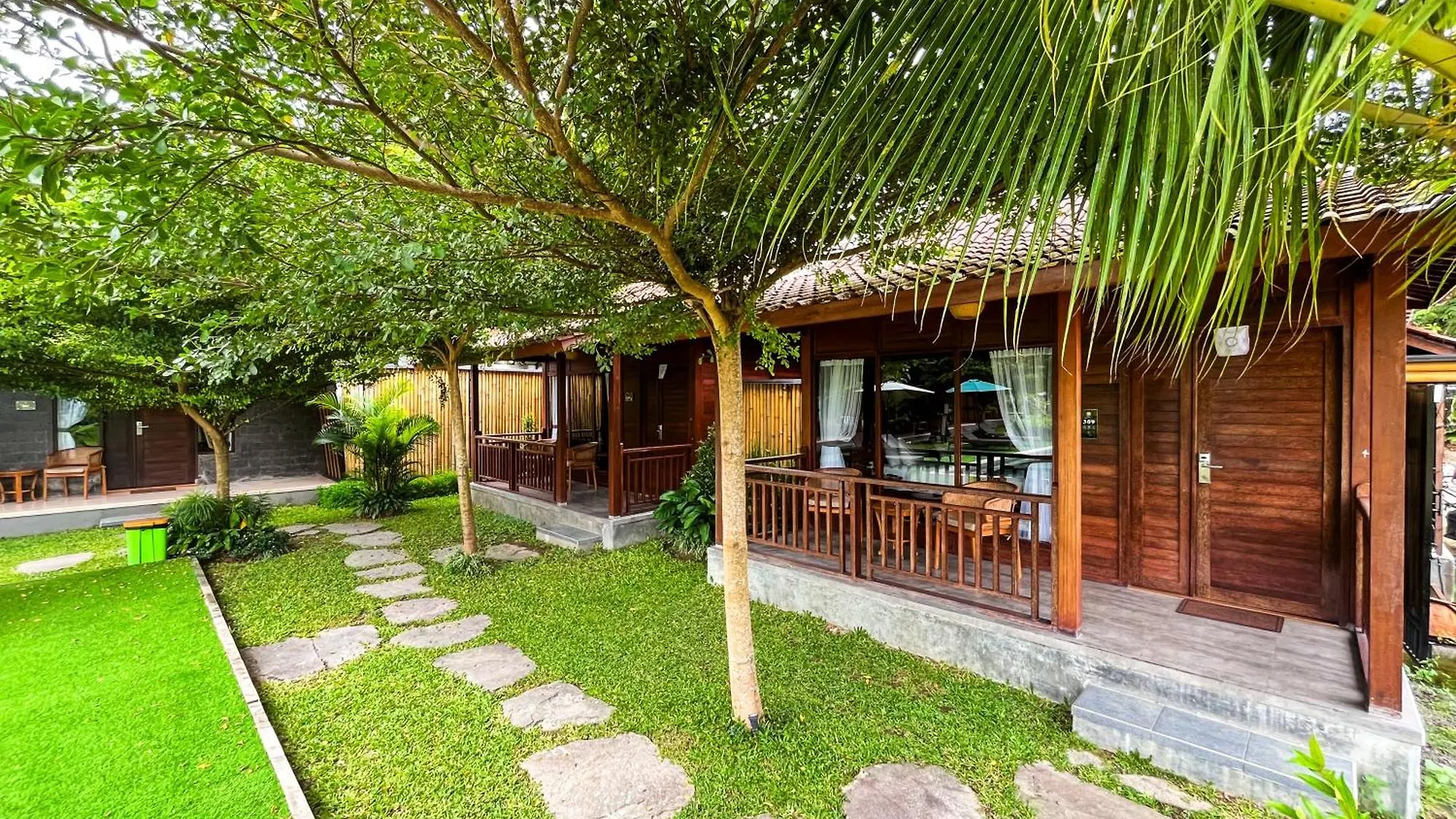 Adil Villa & Resort Ubud 4*,